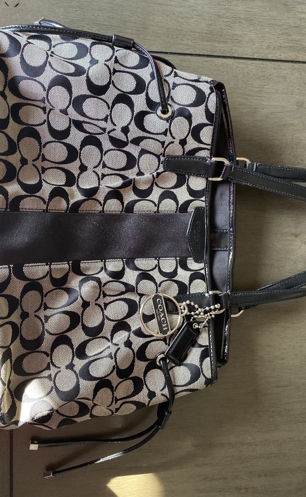 Coach purse EUC